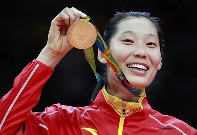 字形容就是, 总是在关键 字形容就是, 总是在关键