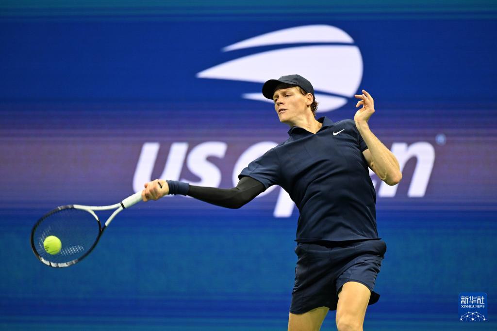 tenan, 决赛中, 辛纳 tenan, 决赛中, 辛纳