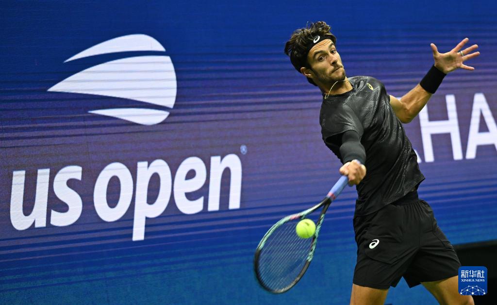 amp, 致意, AA amp, 致意, AA