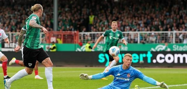 斯利加攻破 斯利加攻破