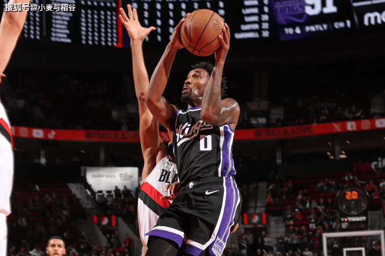 text, 他在防守端