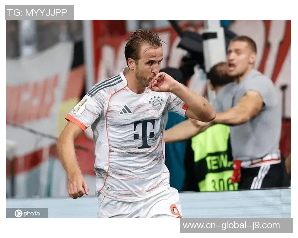 2-2！17岁新星闪烁，凯恩临危救主，87分钟绝平，拜仁主场爆冷